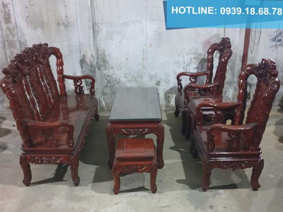 Địa chỉ mua bàn ghế gỗ cũ tại tphcm